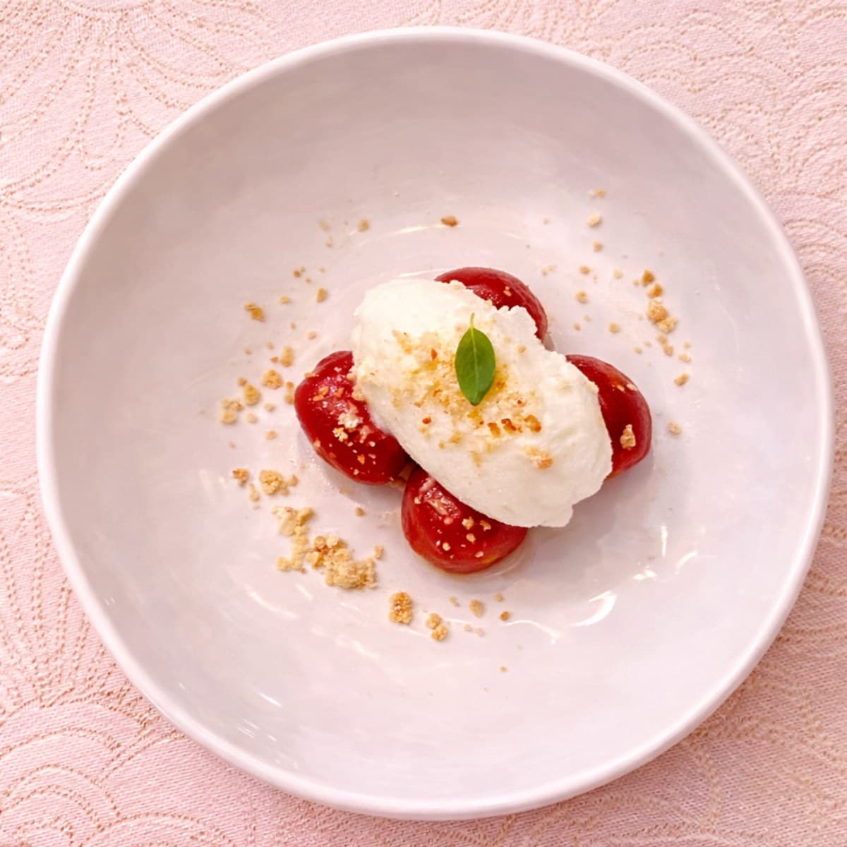 Tomaat met yoghurtijs