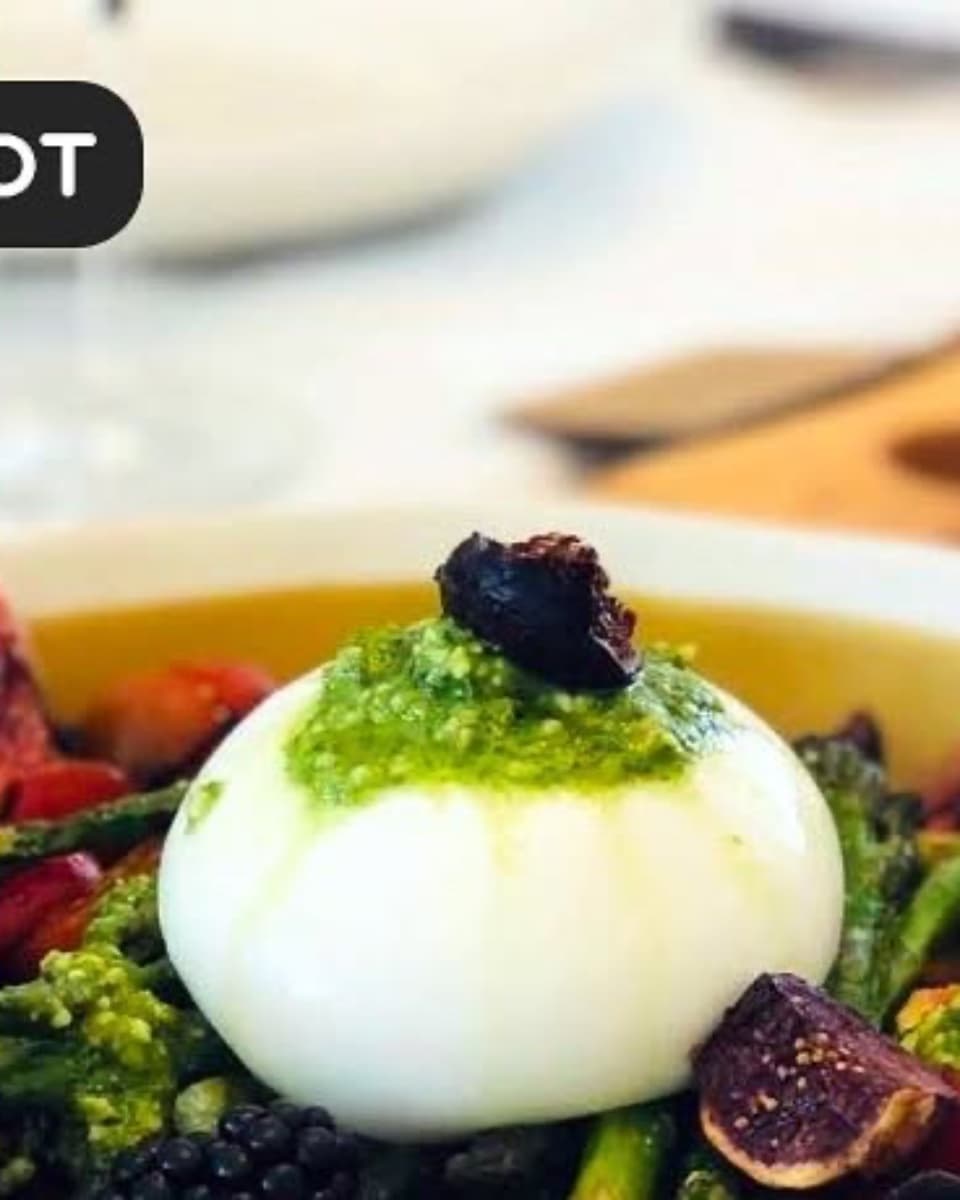 Salade met Burrata, Vijgen en Bramen