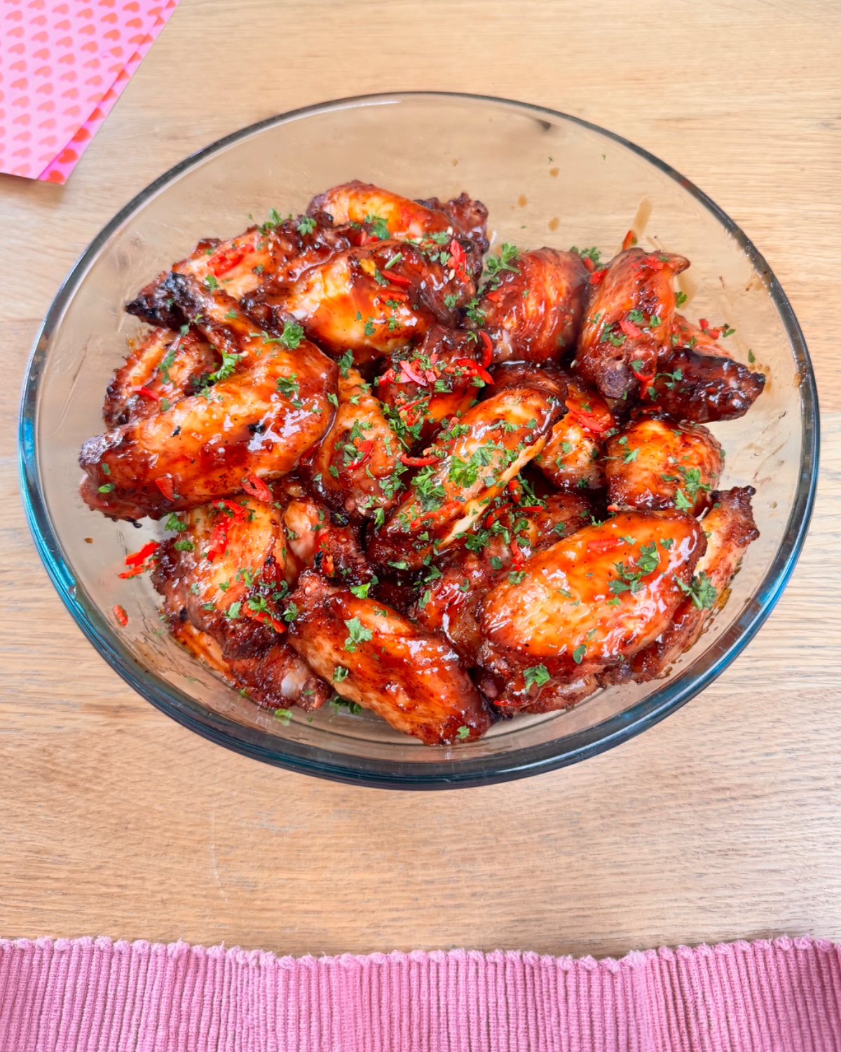 Sticky chicken wings